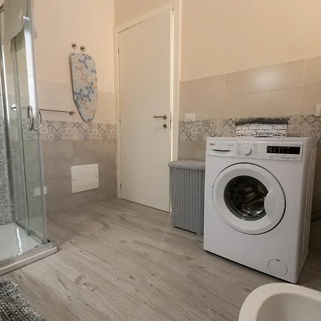 Un Girasole Sul Mare - & * Trapani