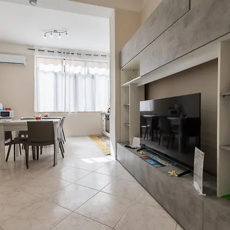 Un Girasole Sul Mare - & Apartman