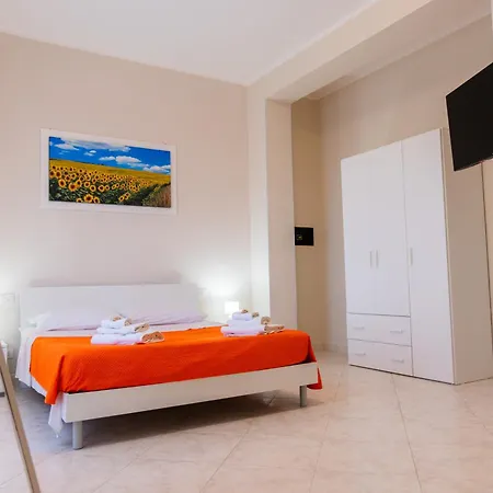 Un Girasole Sul Mare - &