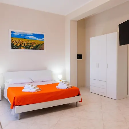 Un Girasole Sul Mare - & Trapani